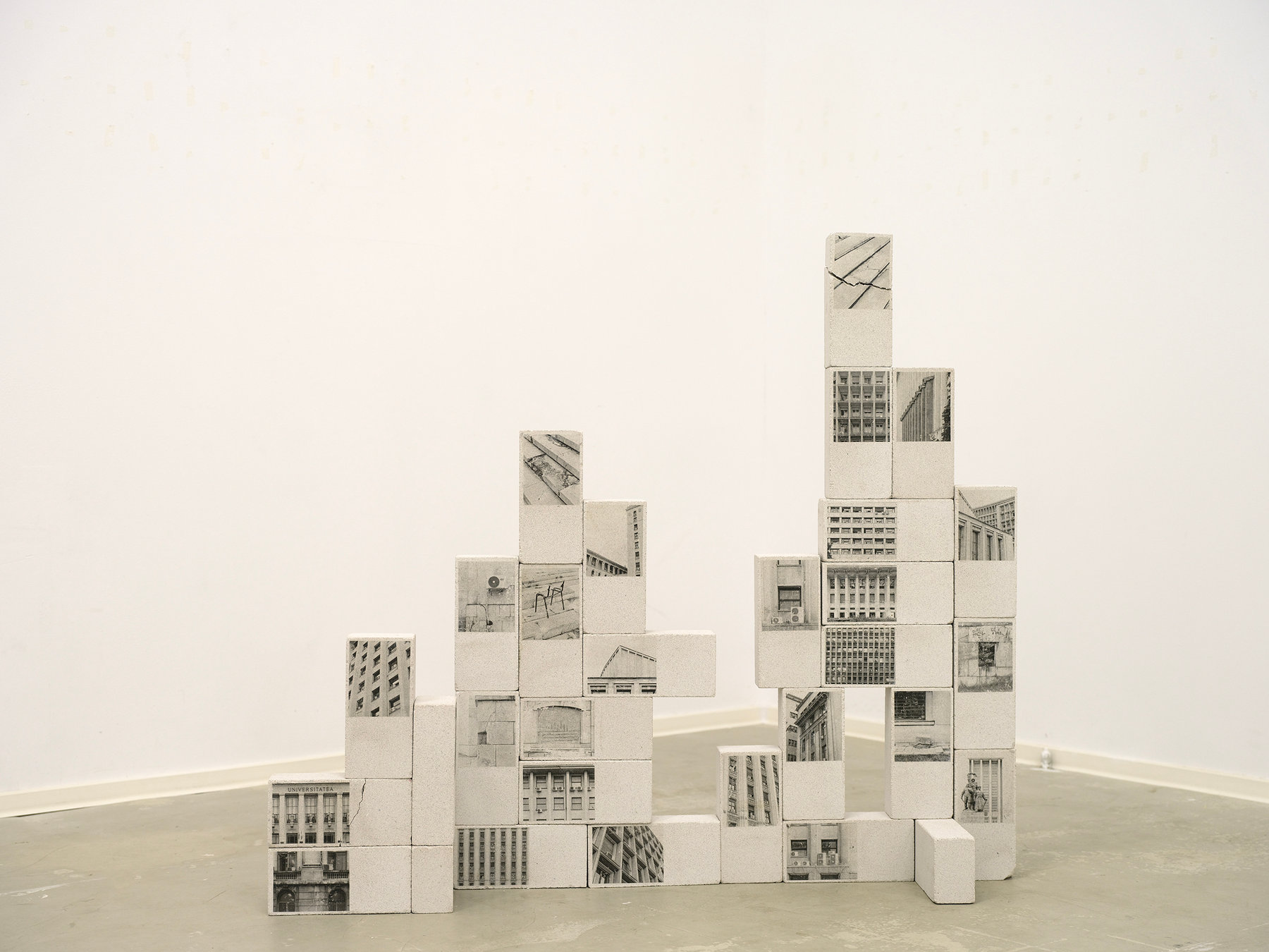 Casa Scânteii — Return to Sender — installation view 2