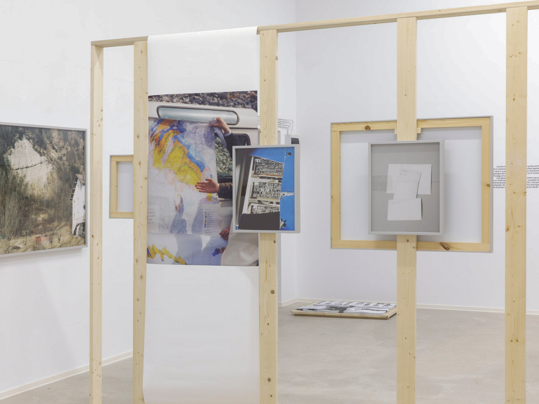 Casa Scânteii — Are They Rocks or Clouds? — installation view 2