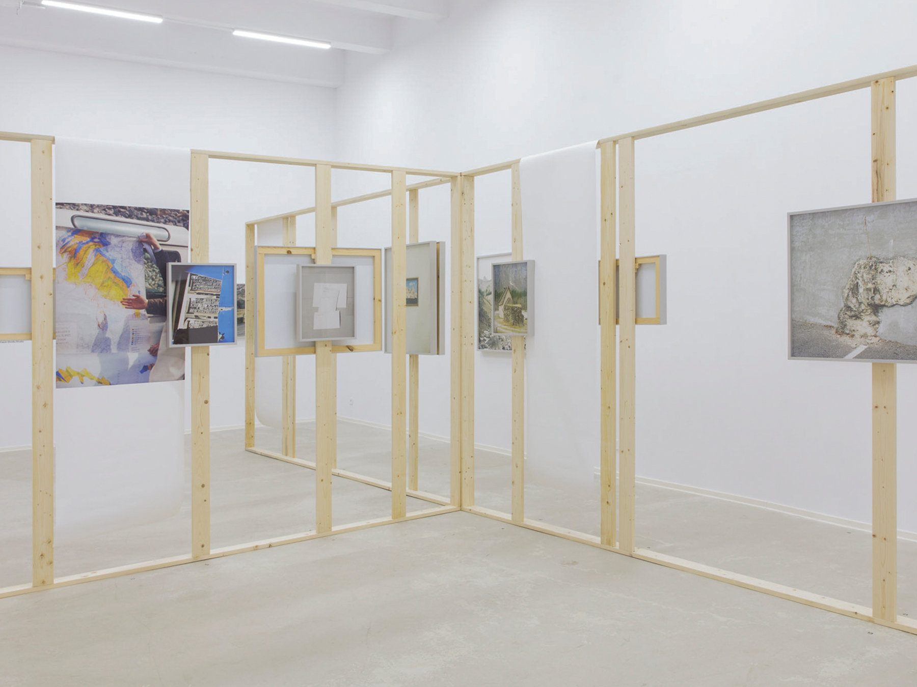 Casa Scânteii — Are They Rocks or Clouds? — installation view 3