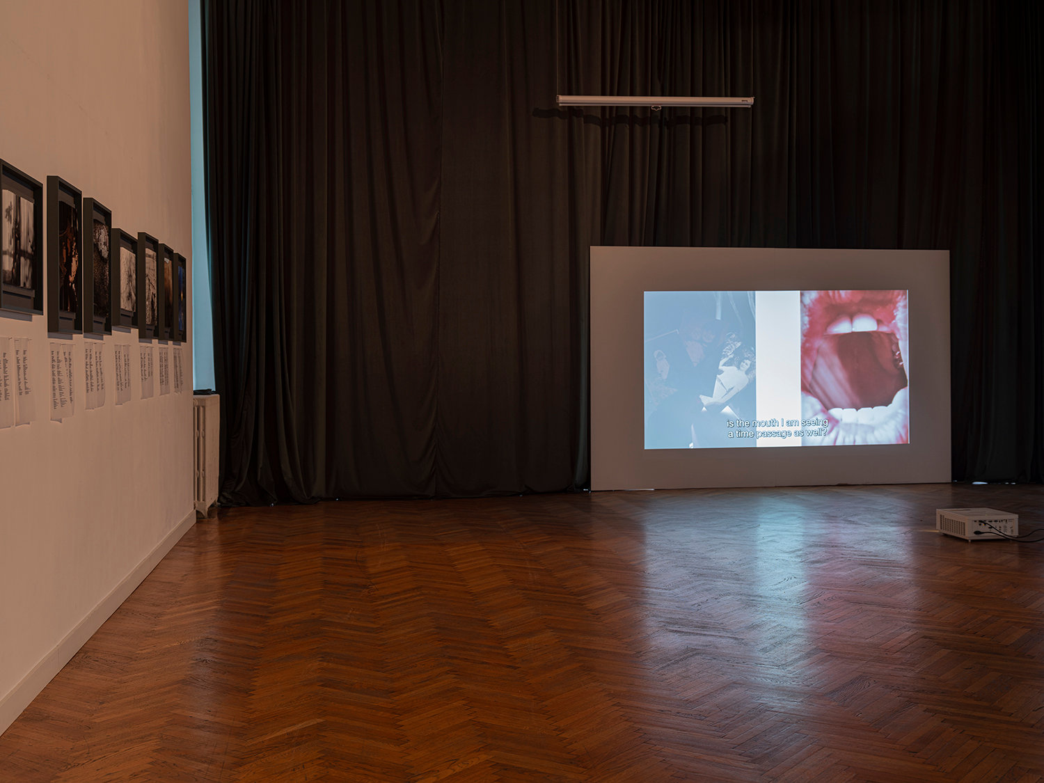 Palatul Universul — Telepoetics — installation view 4