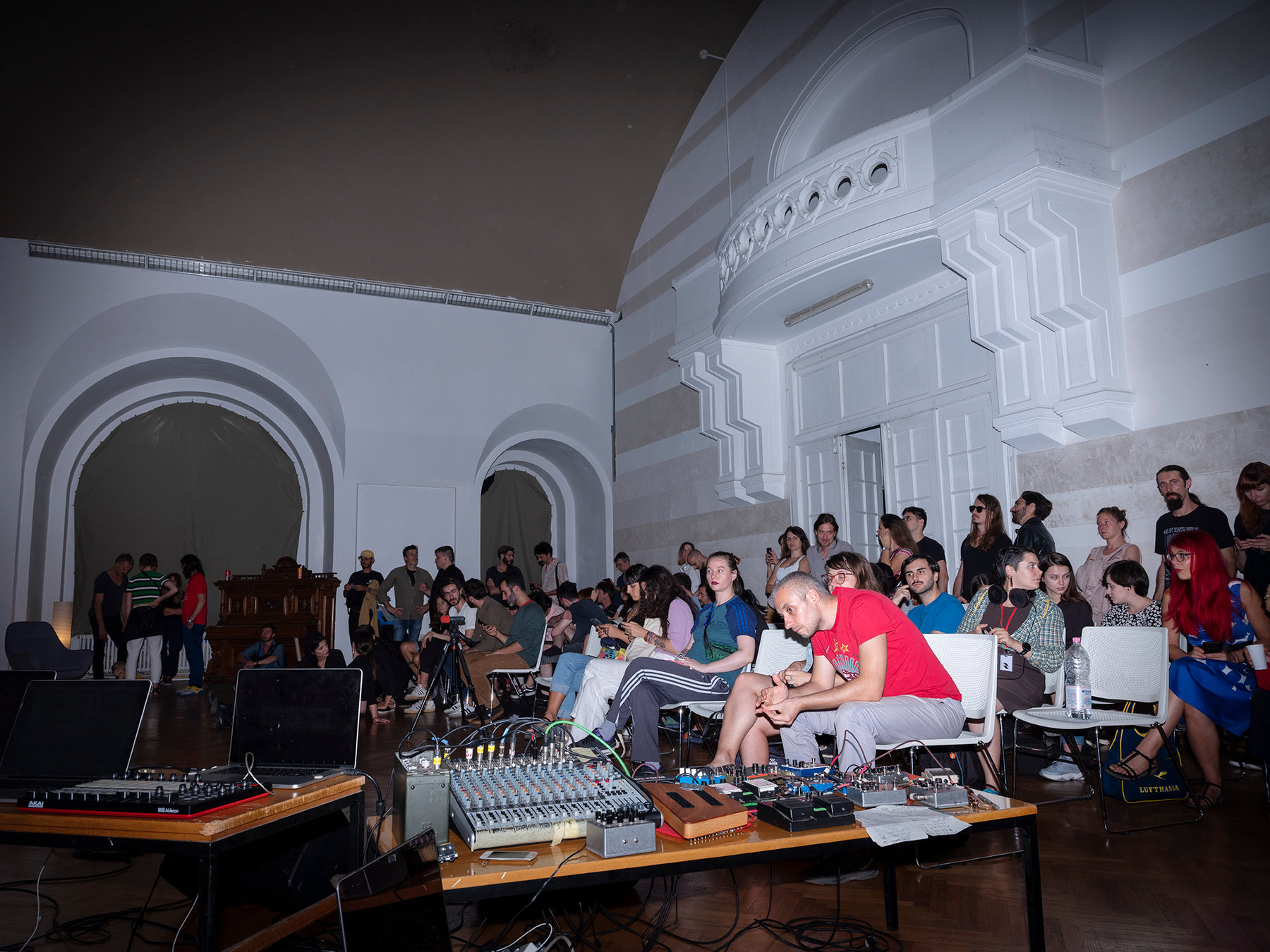 Palatul Universul — Between Image and Sound — installation view 1