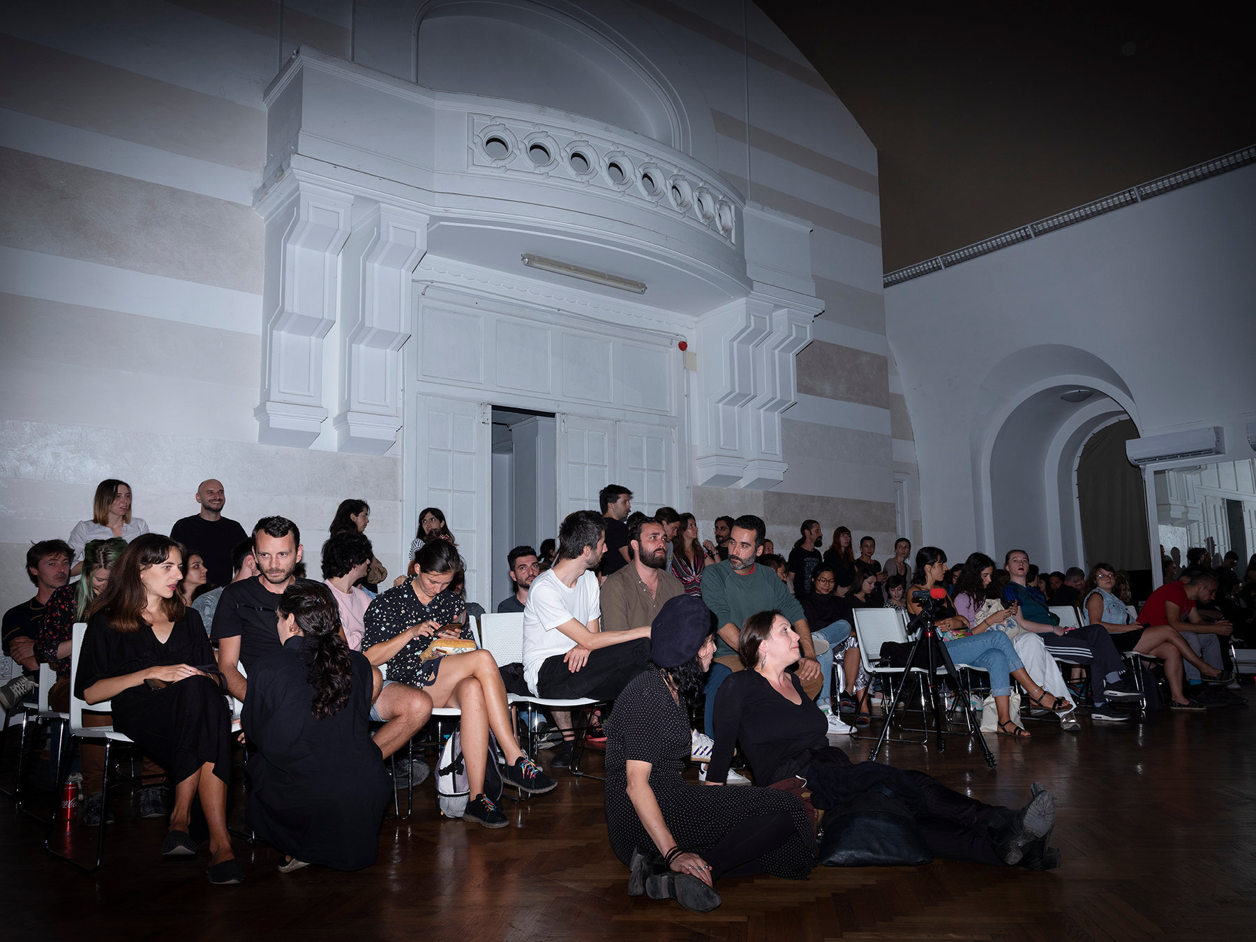 Palatul Universul — Between Image and Sound — installation view 3