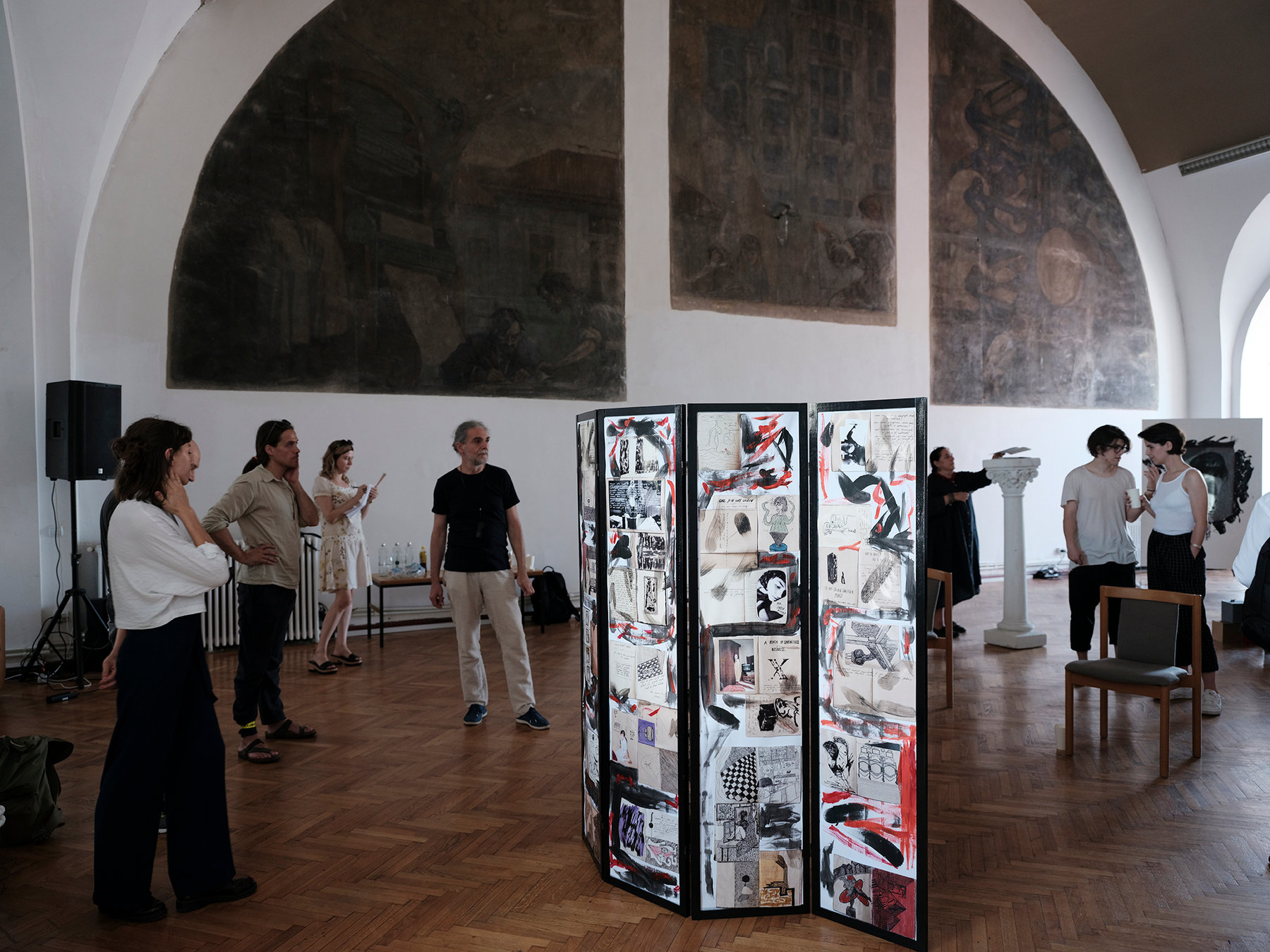 Palatul Universul — UNARTE Graduate Exhibition — installation view 3