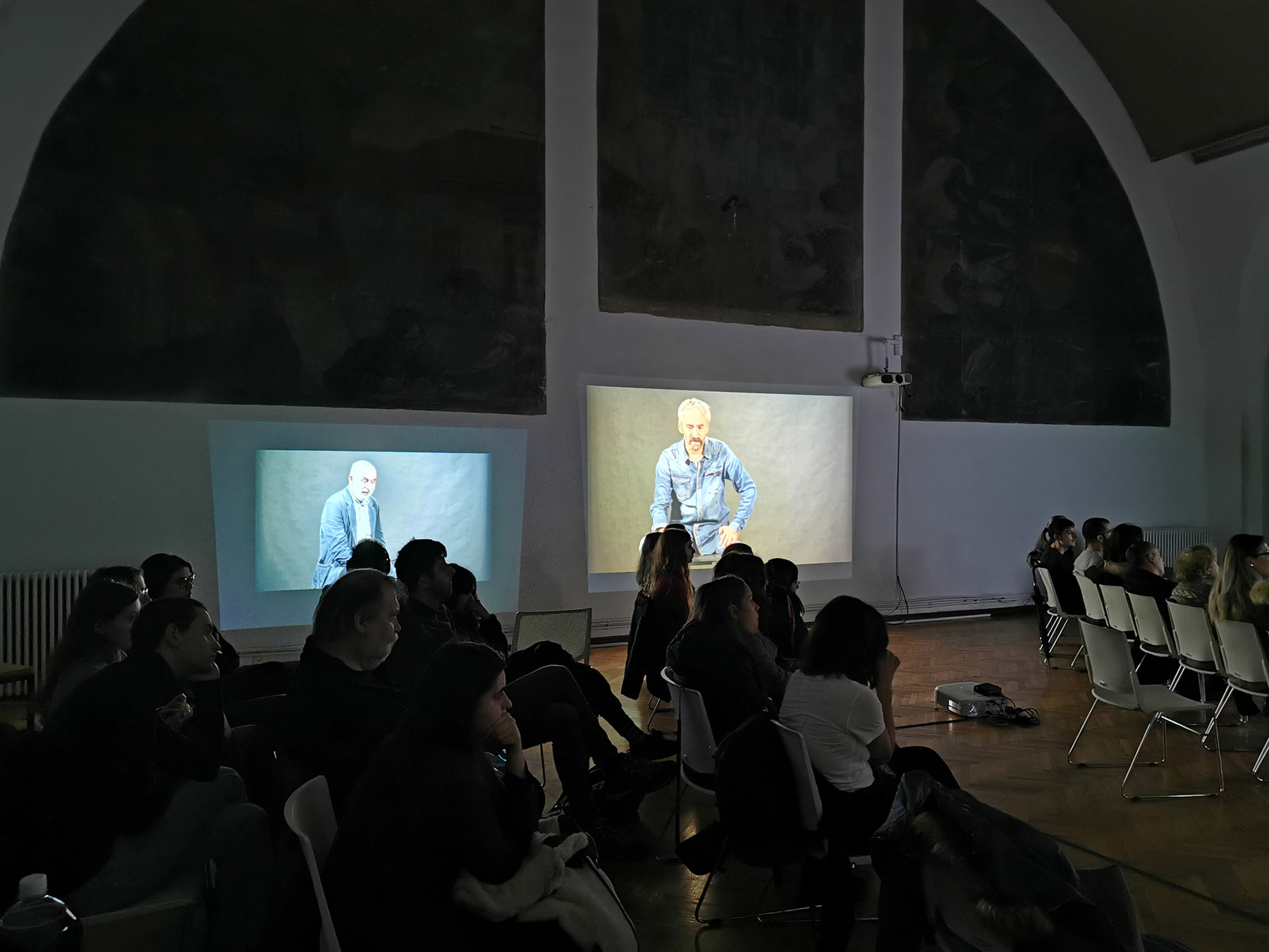 Palatul Universul — Autorul Colectiv — installation view 1