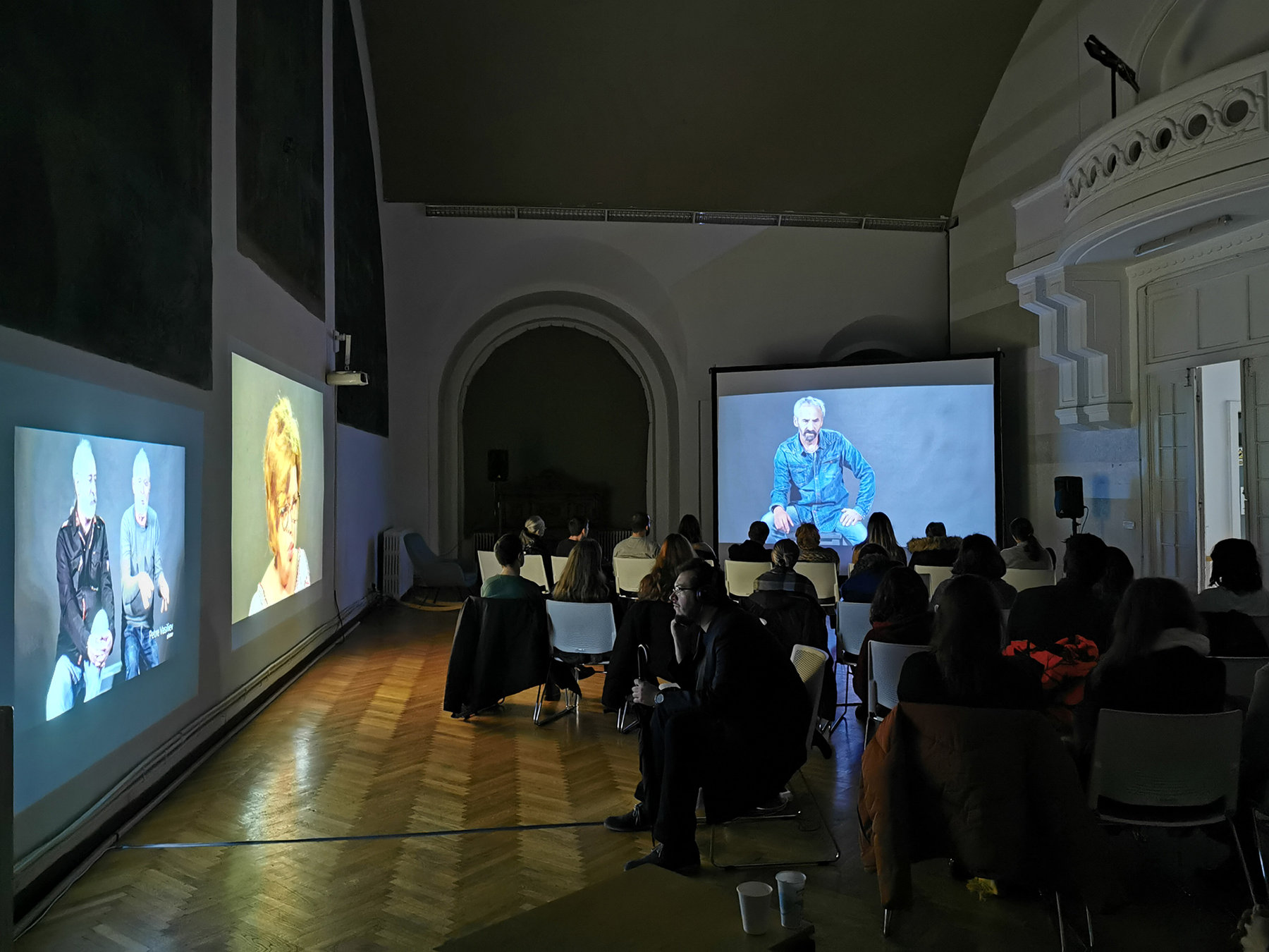 Palatul Universul — Autorul Colectiv — installation view 3
